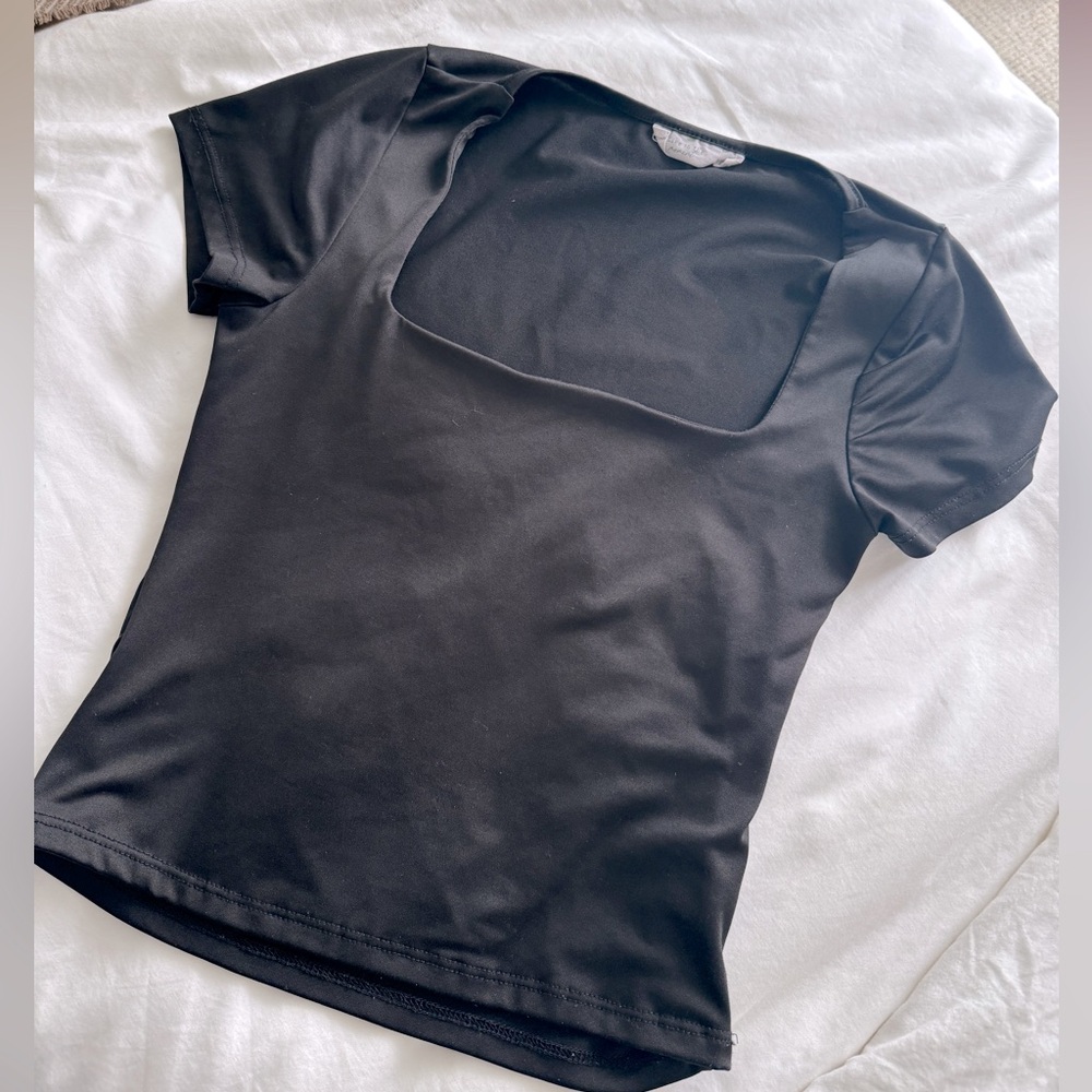 Square neck top